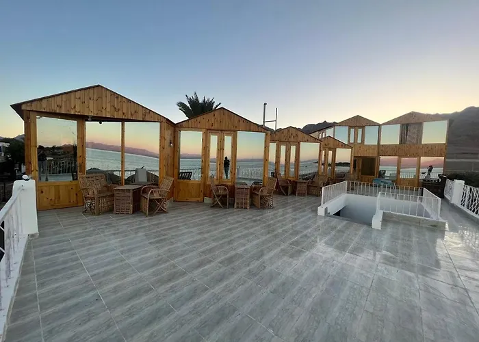 Panorama Hotel *