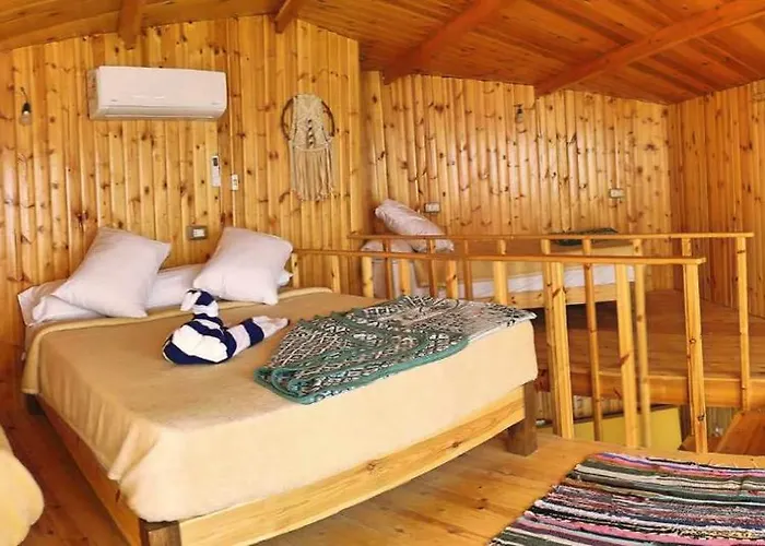 Hotel Panorama *